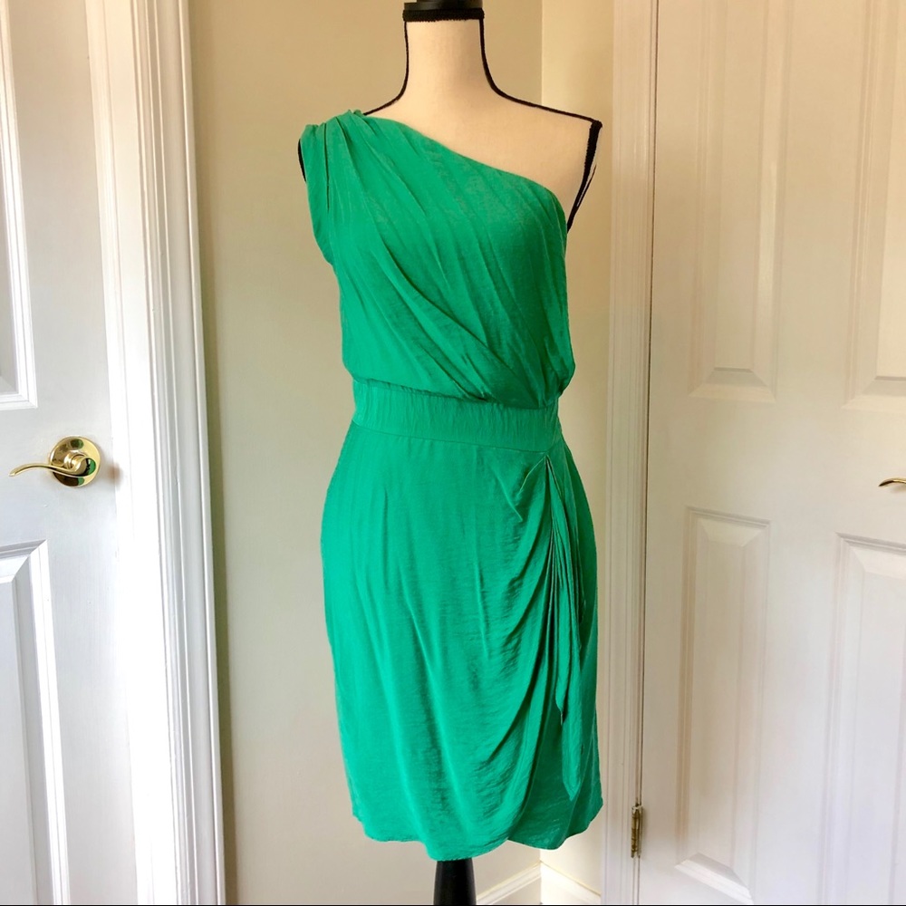 BCBGeneration Green One shoulder ruched dress, S